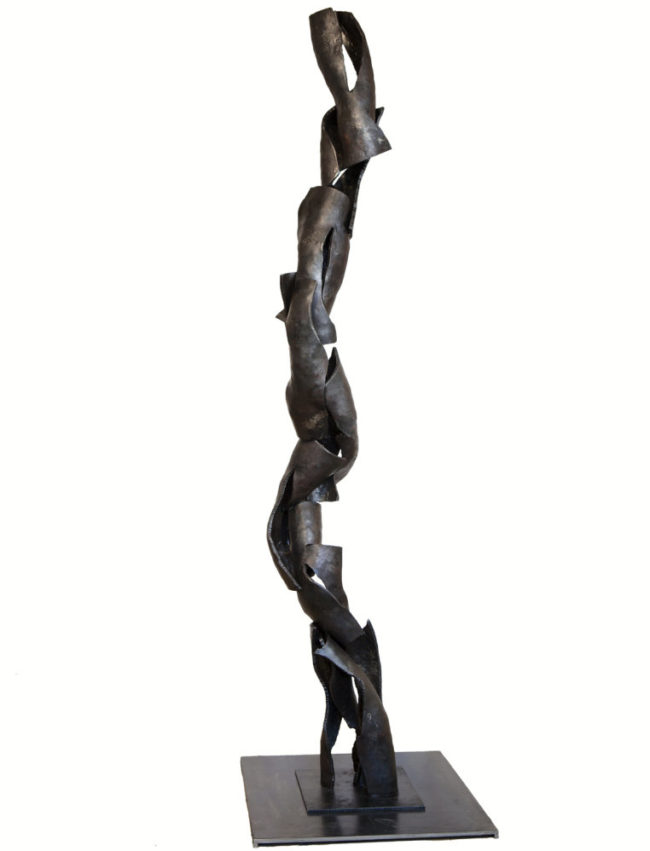 Stele II, Eisen 2016